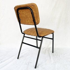 Women's <b>Round</b> Table and 4 <b>Cushioned</b> Chairs Set CBBA094 - Product Image 6