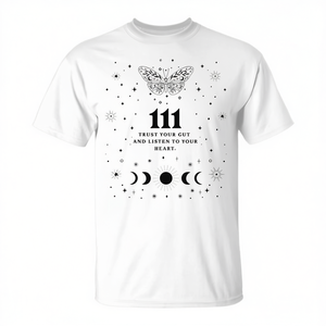 Camiseta con Número de Ángel 111, Fases Lunares con Mariposas, Mensaje Espiritual, Cuello Redondo Blanco, Unisex para Adultos, Manga Corta, Impresión Digital - Product Image 3