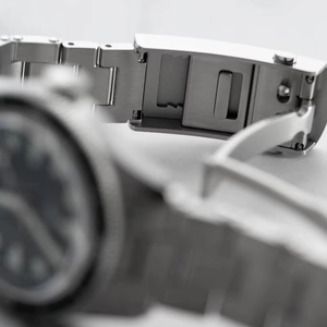 Montre automatique Miyota 9039 40 mm avec verre saphir, étanche 200 m, bracelet riveté, logo personnalisé, montre de plongée pour homme, OEM - Product Image 4