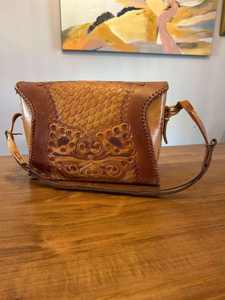 Sacs à bandoulière western pour femmes en cuir véritable 100% sculpté à la main avec des motifs floraux vintage, vente chaude 2026, qualité supérieure - Product Image 4