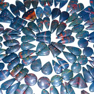 Paire de pierres de sang naturelles Cabochon de pierres précieuses en vrac Paire de pierres de sang de haute qualité pour la fabrication de bijoux - Product Image 6