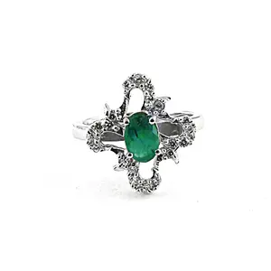 Anillo de Plata 925 con Esmeralda, Joyería para Mujer - Product Image 1