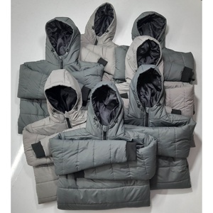 Chaqueta acolchada larga acolchada de alta calidad para hombre, Parka de entrenamiento de invierno con logotipo personalizado y cuello con capucha, cortavientos de lona negra - Product Image 3