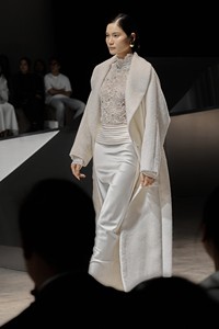 Manteaux pour femmes de haute couture, élégant manteau long VENETO ALPACA, lustré exceptionnel, 100% ALPACA SURI, manteau d'hiver pour femmes de WhiteAnt - Product Image 4