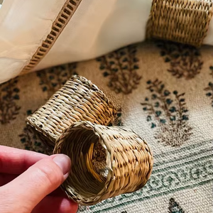 แหวนผ้าเช็ดปากทำจากหญ้าทะเลวัสดุเป็นมิตรต่อสิ่งแวดล้อมสำหรับตกแต่งบ้านและเครื่องใช้บนโต๊ะอาหารขายส่ง - Product Image 2