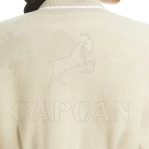 Vestes Letterman recadrées de taille personnalisable pour femmes en cuir de peau de mouton vêtements d'extérieur lettre décoration Sialkot conçu - Product Image 4