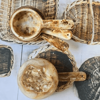 Servidores de ensalada de resina acrílica con asas ergonómicas onduladas Cucharas para servir con características decorativas utensilios de cocina piezas únicas