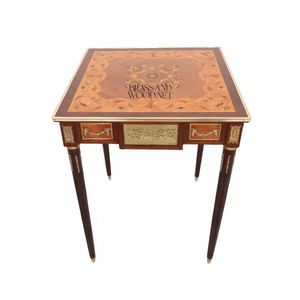 Juego de Mesa de Madera Clásico de Lujo con Incrustaciones - Product Image 6