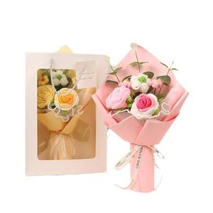 Ramo de Rosas Tejidas a Mano con Lana, Regalo de Graduación para el Día de San Valentín, Flores de Ganchillo al por Mayor para Comercio Exterior - Product Image 5
