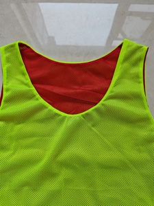 Réversible Sports Scrimmage Formation Gilet Jersey Football Bib pour Enfants Jeunes Adultes pour Football Formation 2025 Nouveau Style - Product Image 4