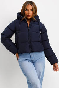 Nuevo diseño personalizado azul marino OEM chaqueta acolchada recortada con capucha para mujer cremallera con cordón completo y chaqueta de burbujas chaqueta de invierno para mujer - Product Image 6