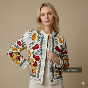 Ventes en gros de manteaux courts en velours/coton rembourrés pour femmes, personnalisés, ethniques, à fleurs brodées, d'hiver, inspirés de l'artisanat traditionnel - Product Image 1