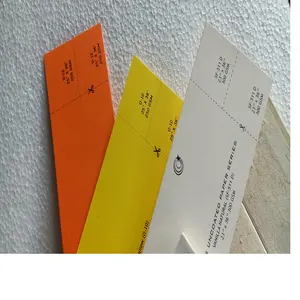 紙サプライヤーによる再販に最適な250 gsm以上の各種カラーのカスタムメイド再生紙カード在庫