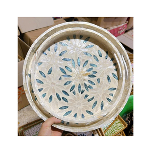 Plateaux en rotin nacre sur mesure, designs vintage uniques et options de couleurs personnalisées - Product Image 5