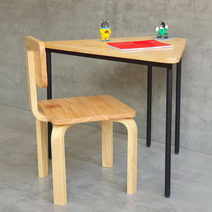 Ensemble table et chaise trapézoïdale en bois massif pour enfants, pour salle de classe - Product Image 2