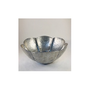 Tazón de fruta decorativo de Metal de la mejor calidad con acabado plateado Tazón decorativo elegante de Metal de aluminio con acabado de níquel hecho a mano - Product Image 1