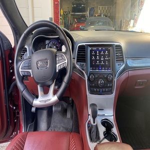 ¡Oferta Imperdible! Jeep Grand Cherokee Trackhawk 2018 impecable, motor V8 supercargado de 707 hp, tracción en las cuatro ruedas, interior rojo rubí oscuro, SUV de lujo. - Product Image 2