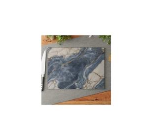 Hermosa tabla de cortar de mármol con acabado pulido, Perfecta para servir quesos, aperitivos, postres y aperitivos - Product Image 3