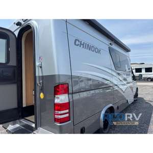 Camping-car Chinook Maverick SS 2025, châssis Ford Transit AWD, construction en aluminium, 4-6 passagers, normes d'émission EURO 5 - Product Image 1