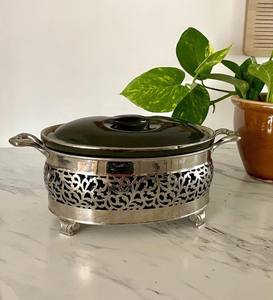 Casserole en argent de qualité supérieure avec éclat fini poli conçue pour les maisons élégantes Cuisine contemporaine Service et stockage - Product Image 2