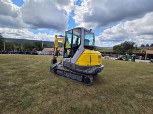 Livraison gratuite, mini-excavatrice diesel de 1,8 tonne pour moteur Kubota EPA, utilisation agricole, machinerie Eaton, mini-excavatrice de 1 tonne, 2 tonnes, 3 tonnes - Product Image 3