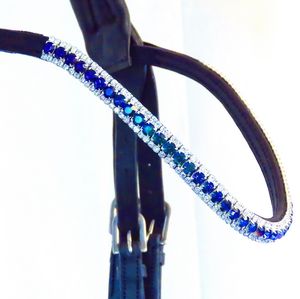 Bride de cheval en cuir véritable Design anatomique avec manivelle Muserolle et en forme Fabricants Produits pour chevaux haut de gamme - Product Image 4