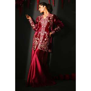 Conjunto de Traje para Mujer Safina - Elegante Conjunto de Dos Piezas - Product Image 6