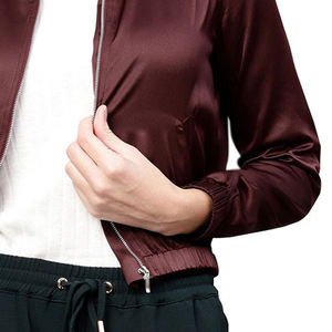 Conception personnalisée OEM Offre Spéciale vestes en satin de haute qualité pour les femmes couleur unie veste en satin coupe régulière - Product Image 6