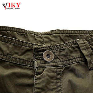 Pantalones cortos cargo Pantalones cortos casuales con múltiples bolsillos para hombres Precio al por mayor Pantalones cortos cargo de color verde POR INDUSTRIAS VIKY - Product Image 3