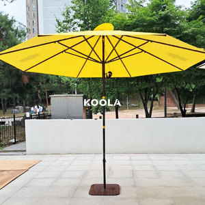 Sombrilla Central KOOLA CENTRA de 4 Metros (13 Pies) para Espacios Públicos y Exteriores |   Sombrilla de Acero K-Premium para Uso Comercial en Exteriores - Product Image 1