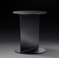 AK Table d'appoint ronde en métal de style luxe en laiton finition dorée avec dessus Table de meubles faite à la main en marbre pour meubles de restaurant
