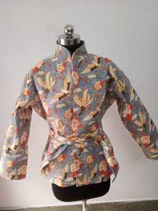 แจ็คเก็ตบุผ้าคอตตอนแท้สำหรับผู้หญิงแจ็กเก็ตผ้าปะสำหรับฤดูหนาวพิมพ์ลายบล็อกด้วยมือทำจากผ้าฝ้ายอินเดีย - Product Image 2