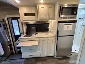 Autocaravana T-i-f-f-i-n W-A-Y-F-A-R-E-R --2-5-S-W 2021 para 4-6 Personas - Product Image 4