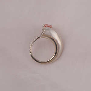 Anillo de compromiso de oro macizo de 14 quilates con estilo de moda Pink Pear Cut Lab Grown Diamond IGI Certified Bezel Setting - Product Image 6