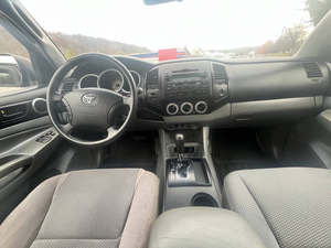 Toyota Tacoma Access Cab V6 4WD 2009 - Product Image 3