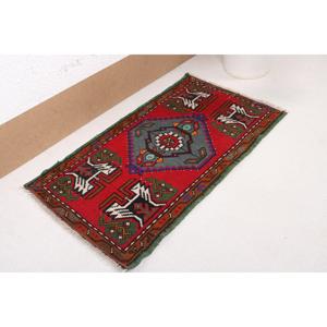 Vintage Rug, 1.8x3.2 ft Small Rug, <b>Red</b> Bordered <b>Wool</b> Turkish Rug - Product Image 4