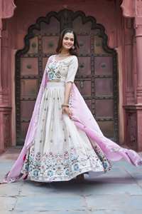 Traje indio tradicional para mujer Lehenga con blusa a juego y Dupatta Ideal para bodas y regalos de Navratri Diwali Eid - Product Image 3