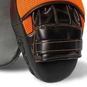 Guantes de Boxeo de Cuero Genuino Hechos a Medida al por Mayor, Almohadillas de Golpeo para Entrenamiento de Kickboxing y MMA, Cómodas y Personalizables - Product Image 5