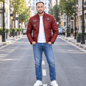 Blouson moto en cuir PU rouge pour homme avec motifs patchwork, fermeture éclair, col rabattable, coupe ajustée, style automne, modèles 2027 - Product Image 1