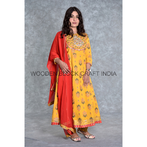 Robe en coton, élégante et confortable, pour la journée, la plage, l'été, imprimé floral, collection de robes indiennes, fabriquées à la main, bio, lavables, 2 pièces, longueur midi - Product Image 3