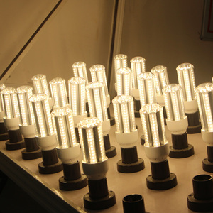 Ampoule de maïs E40 de modification du blanc chaud 12W <span class=keywords><strong>LED</strong></span> pour l'usine d'entrepôt et l'éclairage résidentiel extérieur - Product Image 6