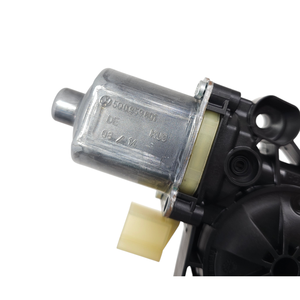 มอเตอร์ไฟฟ้าหน้าต่างด้านหลังซ้าย AUDI A3 Sportback Series (8VA) 5Q0959801 (12>18) - Product Image 6
