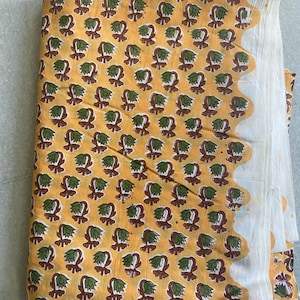 สีเหลือง, สีเขียวมะกอก, สีน้ำตาล