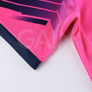 Ensembles de maillots de football pas chers 2025 Vente en gros Maillots de football personnalisés de haute qualité Ensemble de maillots de football à manches courtes Uniformes de sport personnalisés - Product Image 5