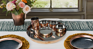 Juego de cena de cobre de acero en relieve tradicional indio hecho a mano, hermosa vajilla de regalo con cuencos Thali, cuchara de vidrio - Product Image 4