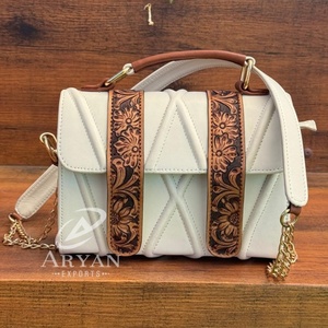 Marque de luxe Designer usiné à la main en cuir matelassé Boxy forme sac à bandoulière à rabat pour femmes en cuir véritable poignée chaîne sacs à main - Product Image 1