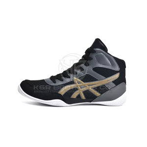 Zapatos de boxeo con suela superior transpirable y fuerte agarre Botas de boxeo profesionales con cierre de encaje personalizable - Product Image 3