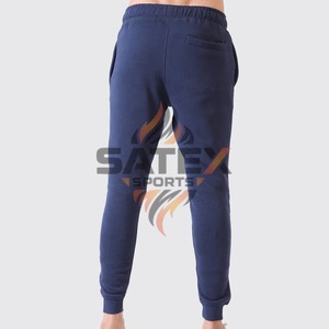 Ensemble survêtement homme en coton de haute qualité avec logo personnalisé, sweat-shirt et pantalon deux pièces, léger et respirant - Product Image 5