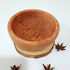 Ensemble de bols traditionnels en bois de noix de coco pour servir des aliments au meilleur prix bols en bois de coco faits à la main naturels - Product Image 3