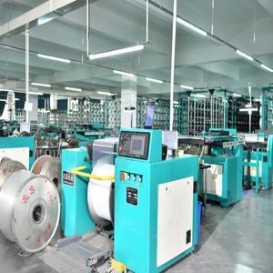 TH5 nouveau design 100% Polyester gaufrage cravate colorant imprimé tête <span class=keywords><strong>de</strong></span> <span class=keywords><strong>lit</strong></span> tissu imperméable blanc Non tissé canapé velours avec <span class=keywords><strong>effet</strong></span> brosse - Product Image 5